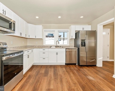 72 Wayside Avenue - Photo Thumbnail 13