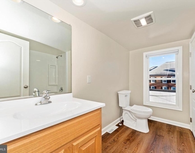 72 Wayside Avenue - Photo Thumbnail 31