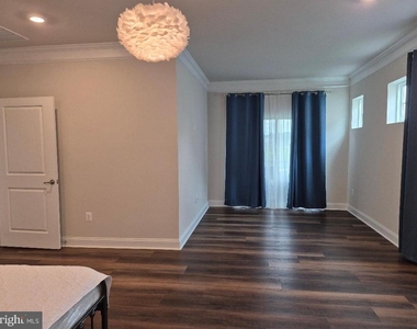 34257 Richmond Road - Photo Thumbnail 18