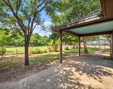 1601 West Ln - Photo Thumbnail 5