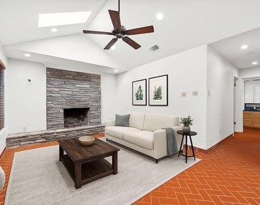 1601 West Ln - Photo Thumbnail 6