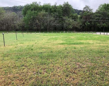 1601 West Ln - Photo Thumbnail 3