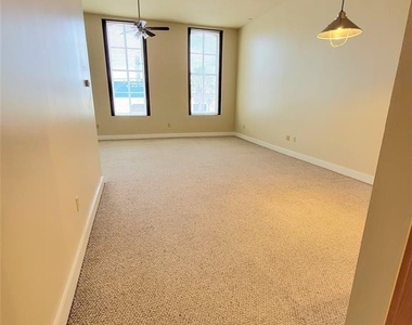 2315 Harborside Drive - Photo Thumbnail 2