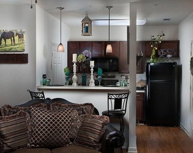 3400 Mccullough Blvd - Photo Thumbnail 8