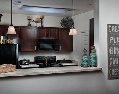 3400 Mccullough Blvd - Photo Thumbnail 10