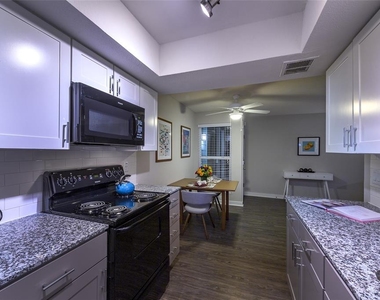 8787 Hammerly Blvd - Photo Thumbnail 3