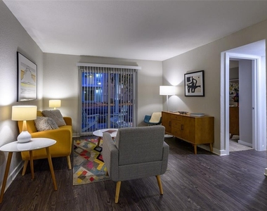8787 Hammerly Blvd - Photo Thumbnail 4