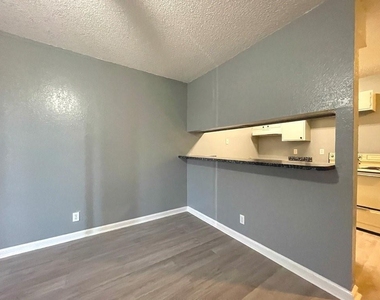 515 Humble Ave - Photo Thumbnail 8