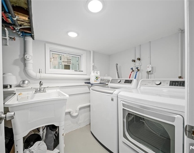 346 Walnut - Photo Thumbnail 18
