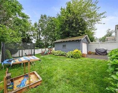 346 Walnut - Photo Thumbnail 21