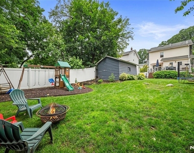 346 Walnut - Photo Thumbnail 22