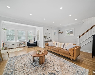346 Walnut - Photo Thumbnail 5