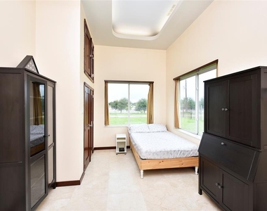 6602 Rohan Road - Photo Thumbnail 27