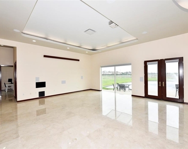 6602 Rohan Road - Photo Thumbnail 7