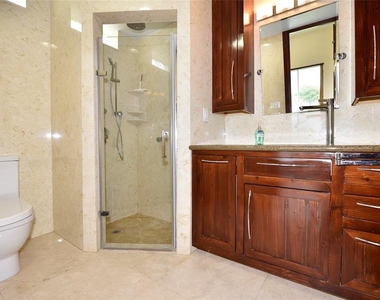 6602 Rohan Road - Photo Thumbnail 28