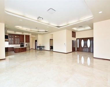6602 Rohan Road - Photo Thumbnail 10