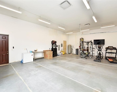 6602 Rohan Road - Photo Thumbnail 46