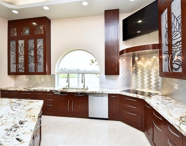 6602 Rohan Road - Photo Thumbnail 15