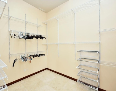 6602 Rohan Road - Photo Thumbnail 21