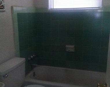 2403 Southmore Boulevard - Photo Thumbnail 8