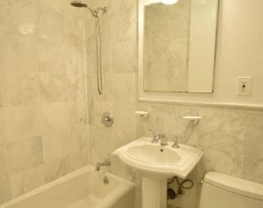 888 10th Avenue - Photo Thumbnail 4