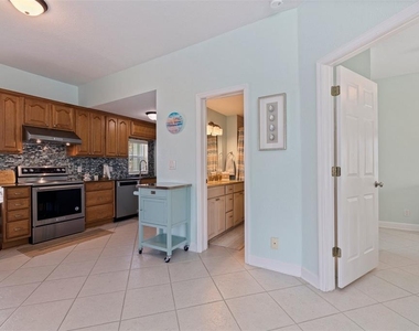 106 7th Avenue - Photo Thumbnail 5
