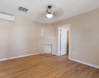 2621 Grant Avenue - Photo Thumbnail 7