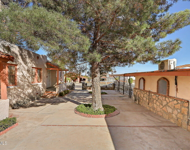 2621 Grant Avenue - Photo Thumbnail 4