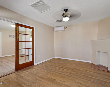 2621 Grant Avenue - Photo Thumbnail 5