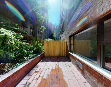 East 56th street  - Photo Thumbnail 2