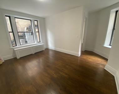West 72nd Street - Photo Thumbnail 10