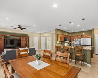 81880 Golden Star Way - Photo Thumbnail 7