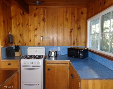210 Wylerhorn Drive - Photo Thumbnail 21