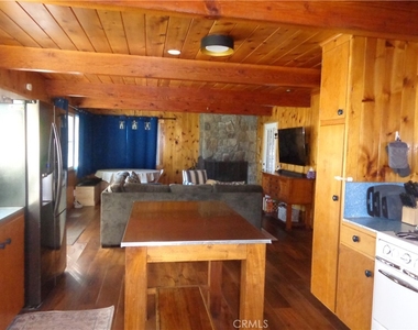 210 Wylerhorn Drive - Photo Thumbnail 18