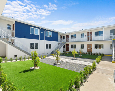 420 S Sepulveda Boulevard - Photo Thumbnail 2