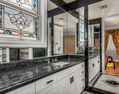 11244 Briarcliff Lane - Photo Thumbnail 24