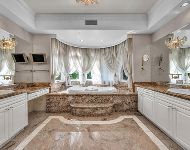 11244 Briarcliff Lane - Photo Thumbnail 31
