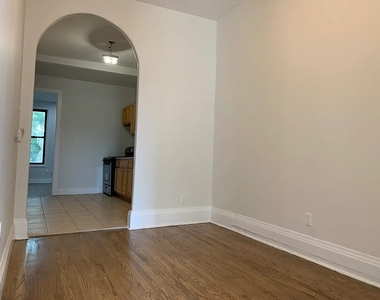 350 Melrose Street - Photo Thumbnail 2