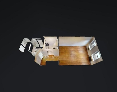 East 83rd Street - Photo Thumbnail 5
