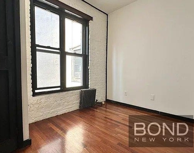 East 14th Street - Photo Thumbnail 2