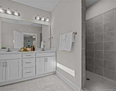 200 Gallery Drive - Photo Thumbnail 14