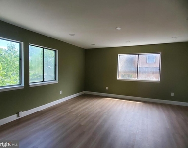 22 Lytle Street - Photo Thumbnail 4