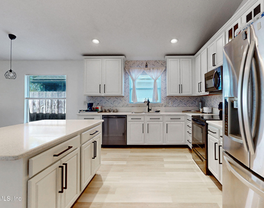 212 Brookchase Lane - Photo Thumbnail 29