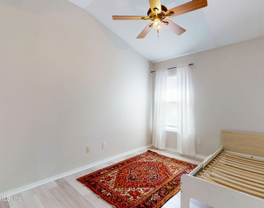 212 Brookchase Lane - Photo Thumbnail 27