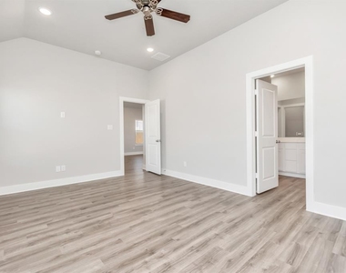 21030 Treasure Gate Lane - Photo Thumbnail 13