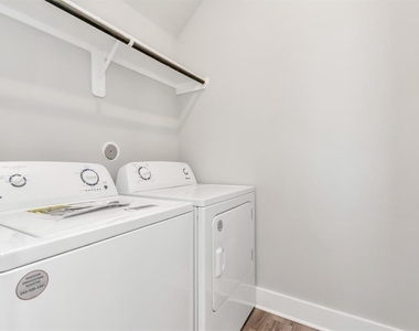 21059 Montego Breeze Lane - Photo Thumbnail 16