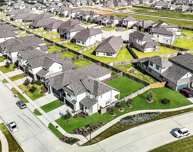 21059 Montego Breeze Lane - Photo Thumbnail 2