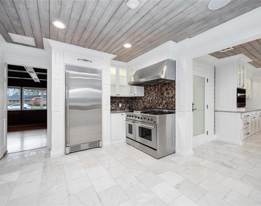 4031 Fernwood Drive - Photo Thumbnail 30