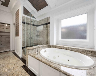 4031 Fernwood Drive - Photo Thumbnail 37