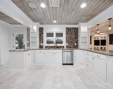4031 Fernwood Drive - Photo Thumbnail 31